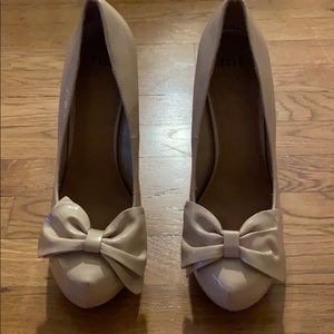 Elle Nude Heels with Bow